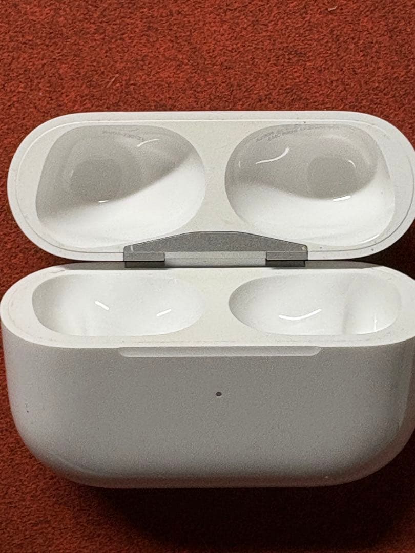 【美品】AirPods Pro 第二世代 本体 動作確認済み　本体のみ