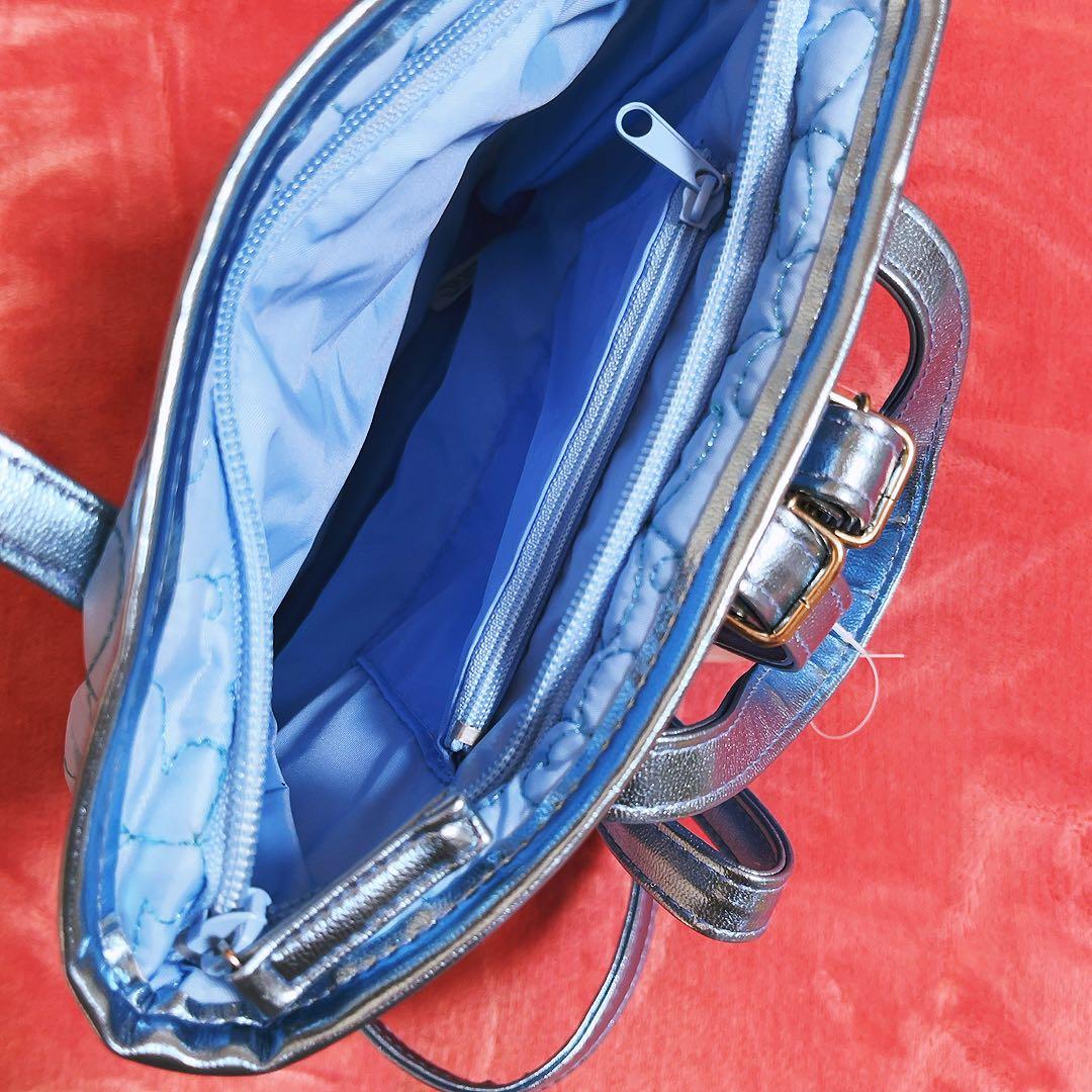 希少レア　ハローキティ　海外限定　バッグ　蝶　バタフライ　2002年製 サンリオ