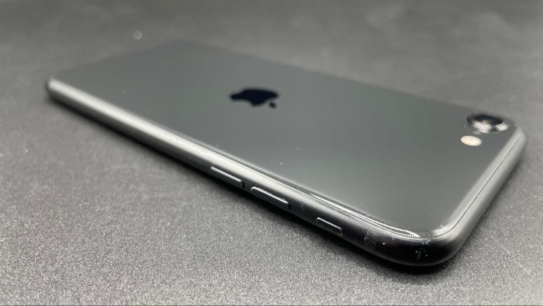 iPhoneSE2 第2世代 128GB ブラック 本体