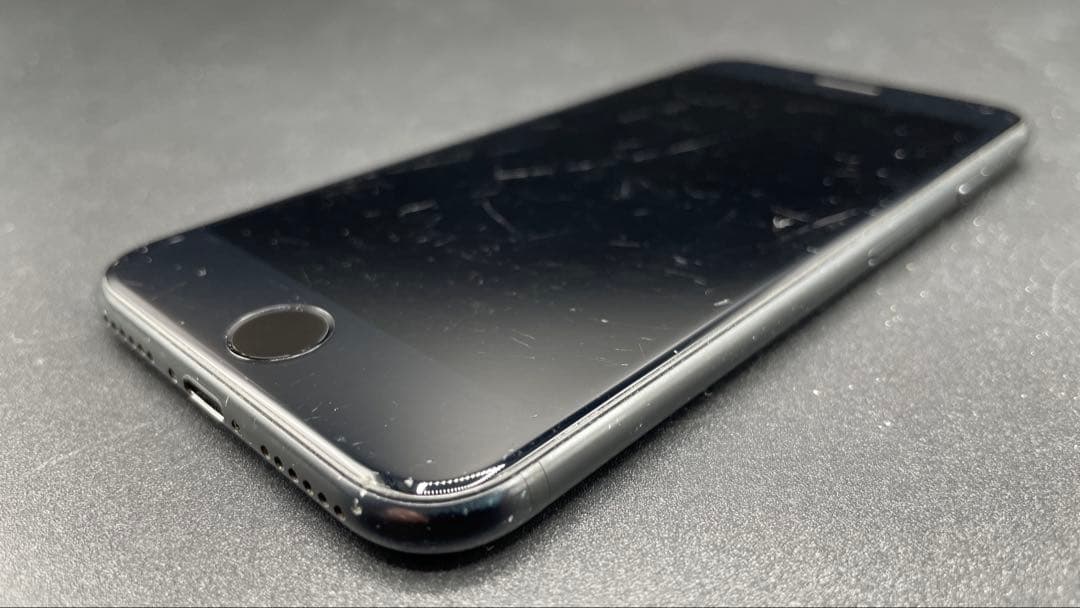 iPhoneSE2 第2世代 128GB ブラック 本体