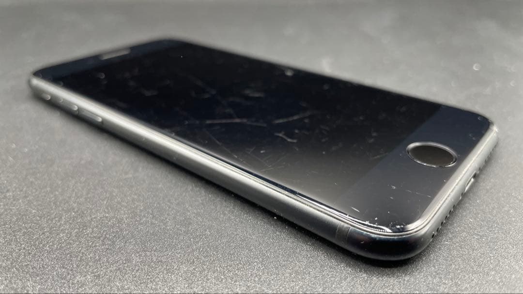 iPhoneSE2 第2世代 128GB ブラック 本体
