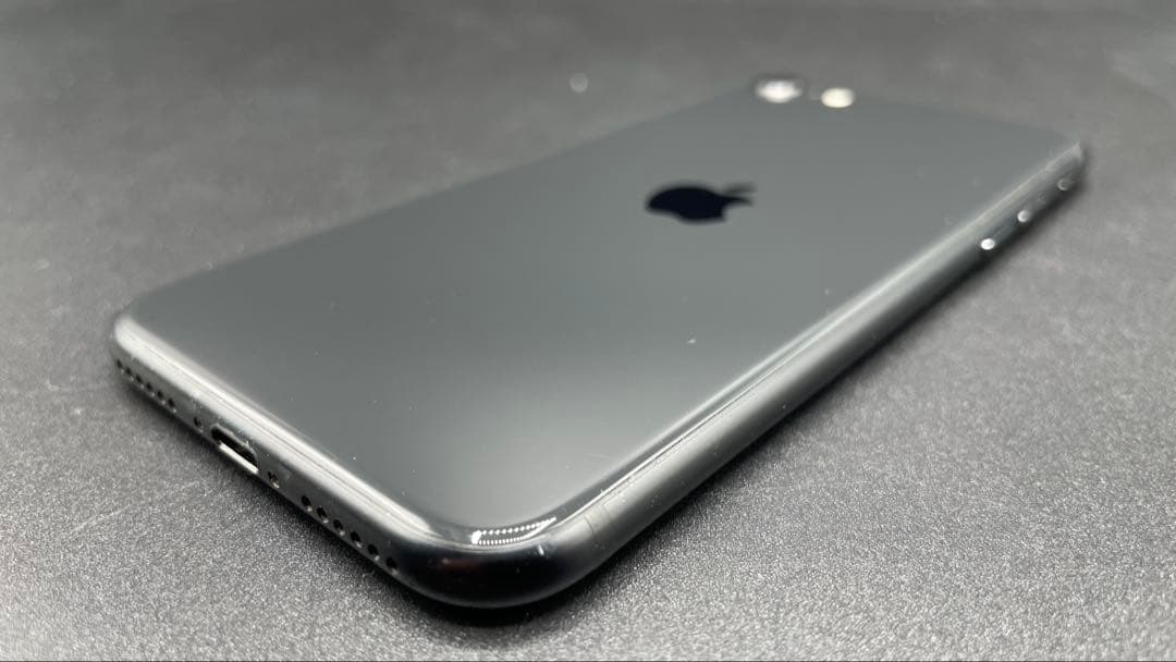 iPhoneSE2 第2世代 128GB ブラック 本体