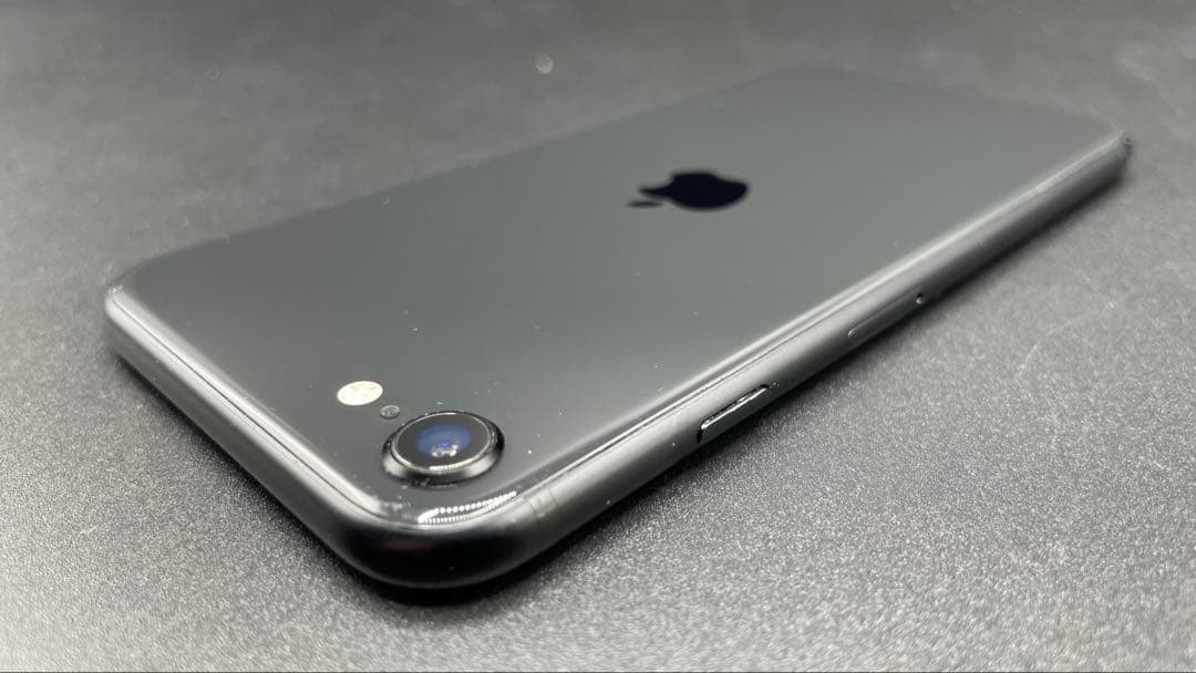 iPhoneSE2 第2世代 128GB ブラック 本体