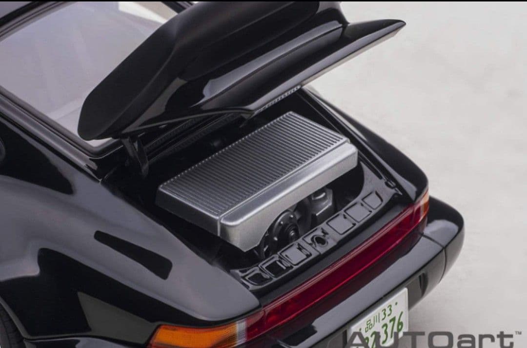 オートアート1/18 ポルシェ911ターボ　湾岸ミッドナイト　ブラックバード