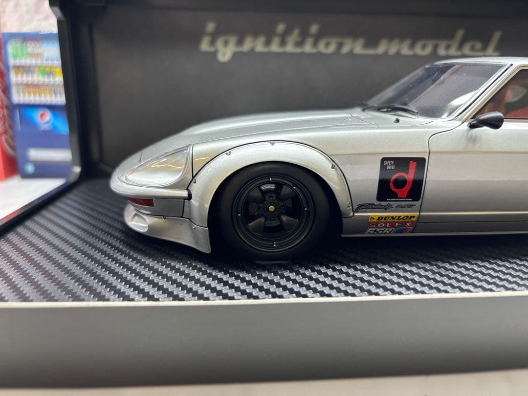 1/18ミニカー　イグニッションモデル　240Z フルワークス【新品】シルバー