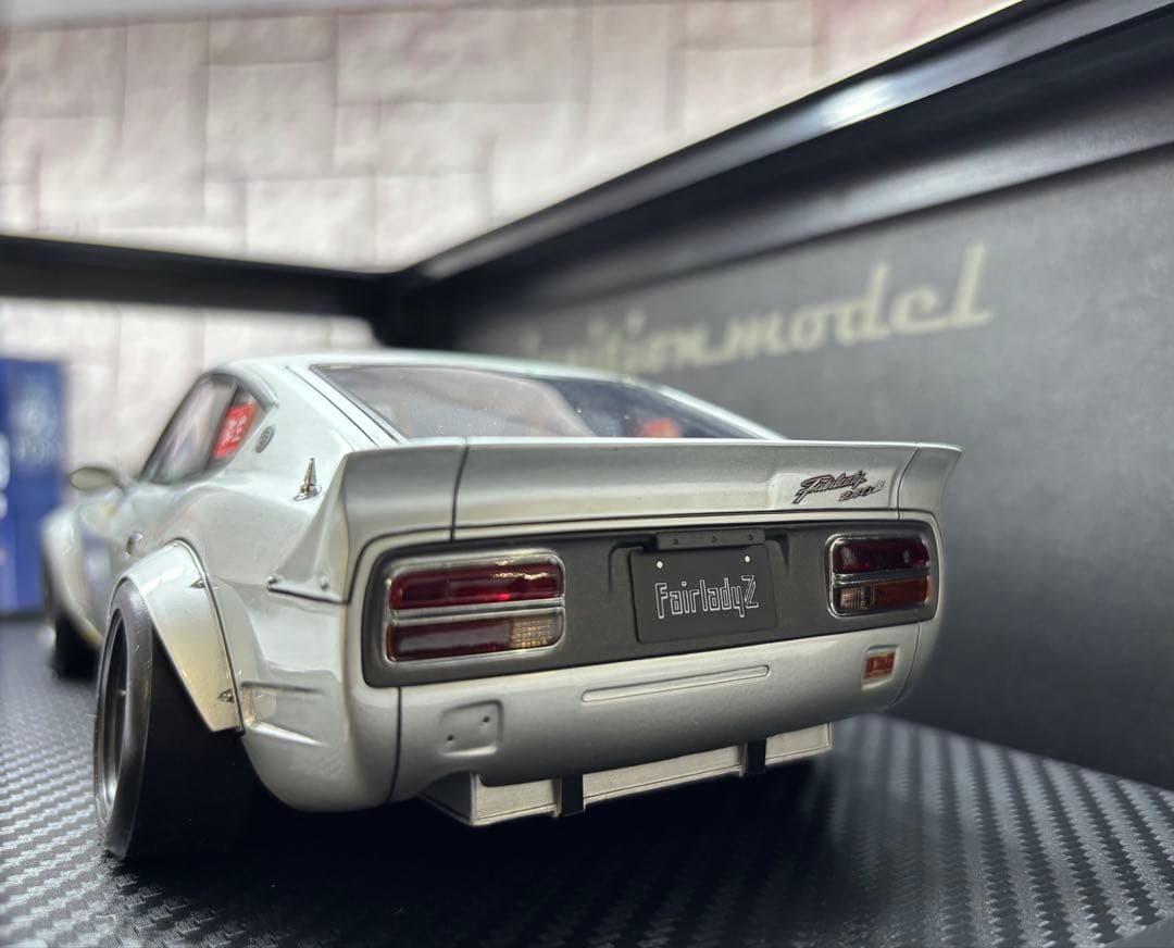 1/18ミニカー　イグニッションモデル　240Z フルワークス【新品】シルバー