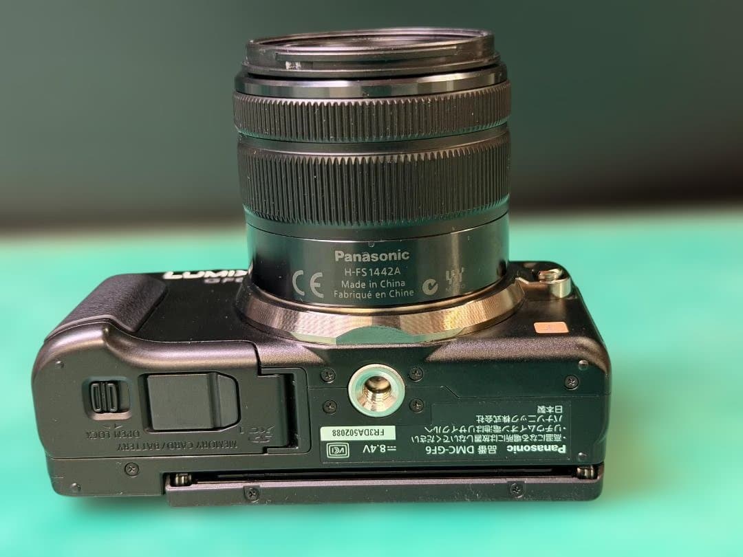 Lumix DMC-GF6 ブラック レンズキット H-FS1442A