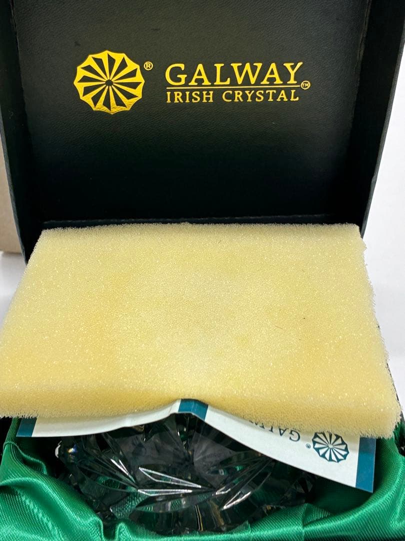 ゴールウェイ　クリスタルガラス　ペーパーウェイト　アイルランド 文鎮