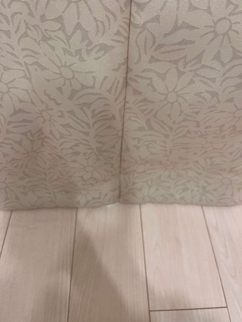 美品＜北欧モダンな小鳥と花柄＞　1級遮光カーテン　横335cm＊縦200cm