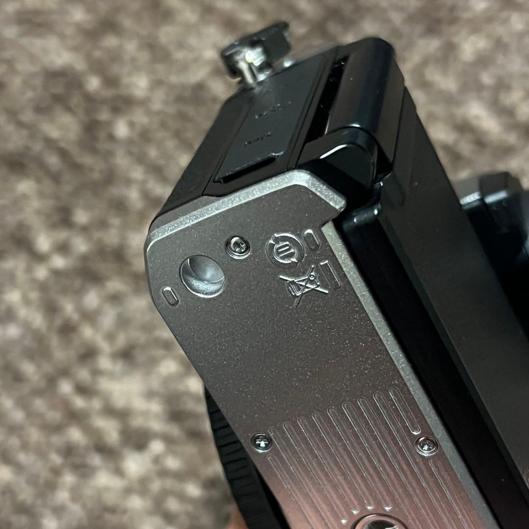 Nikon Z fc ミラーレスカメラ 本体と付属品