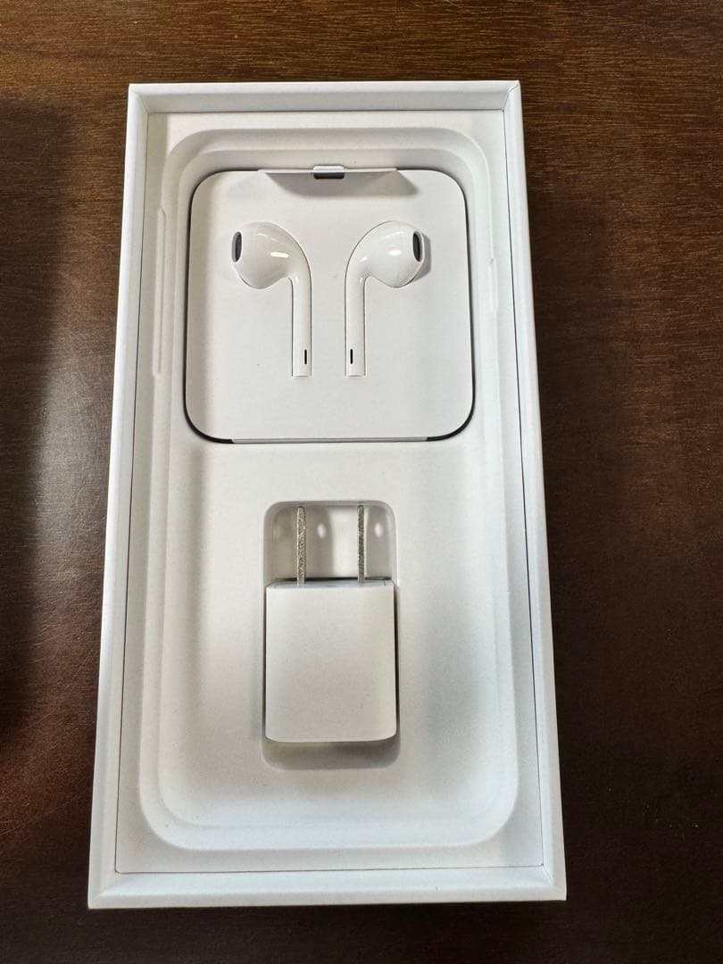 【値下げ】iPhone SE 第2世代 RED バッテリー89% SIMフリー