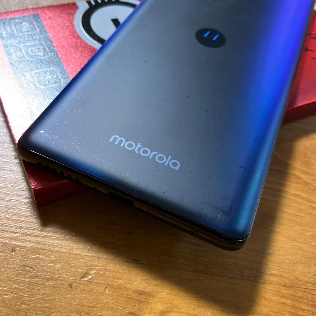画面割れ motorola edge 30 pro 128gb コスモブルー