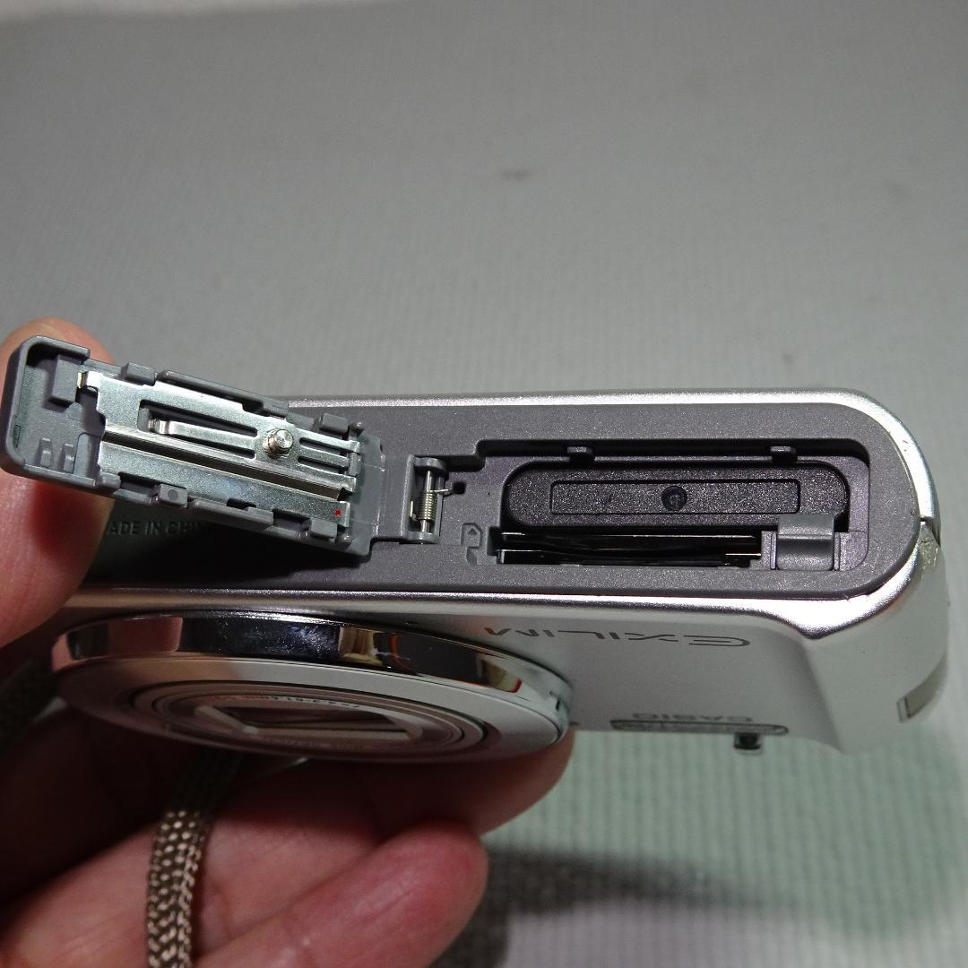 CASIO カシオ EXILIM EX-ZS180 コンパクトデジタルカメラ