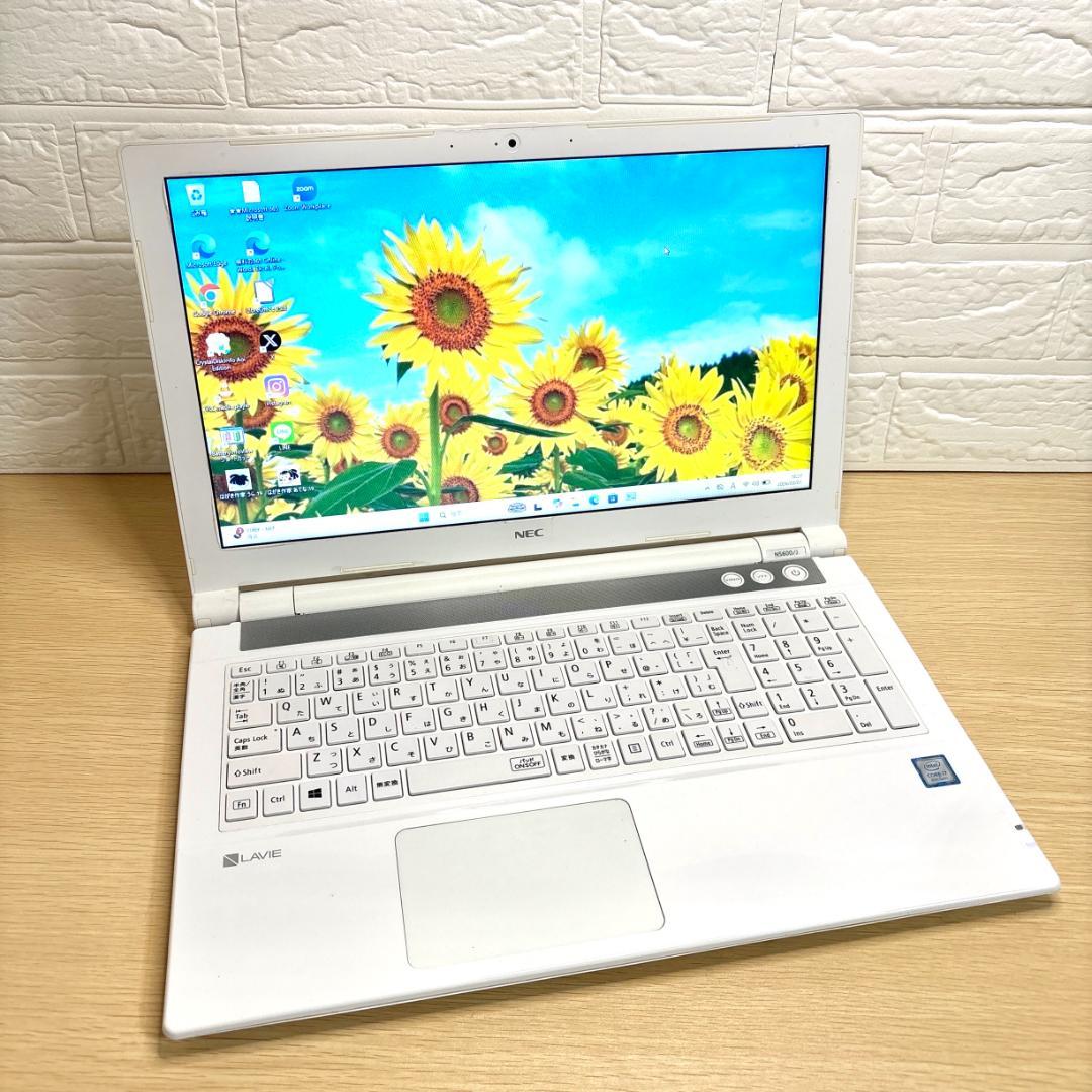フルHD！NECノートパソコンホワイトCore i7 SSD Windows11