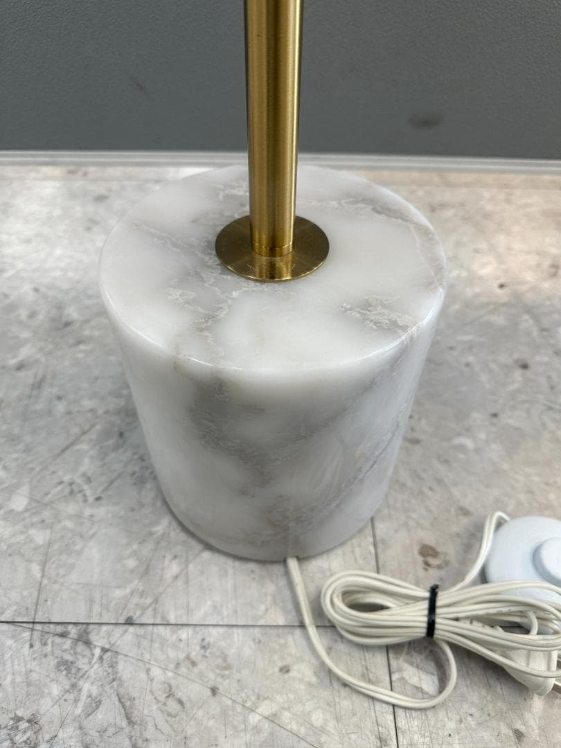 トヨスター　LEDスタンドライト　2018年製