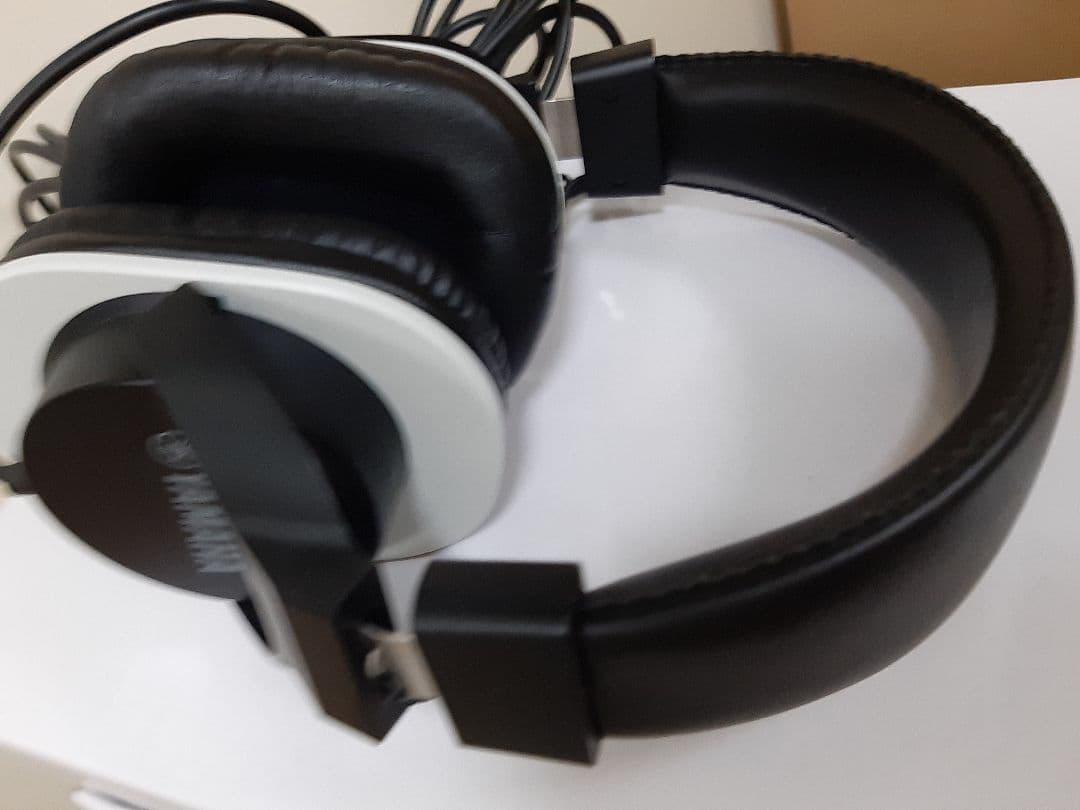 YAMAHA HPH-MT120 高忠実度モニタリングヘッドホン