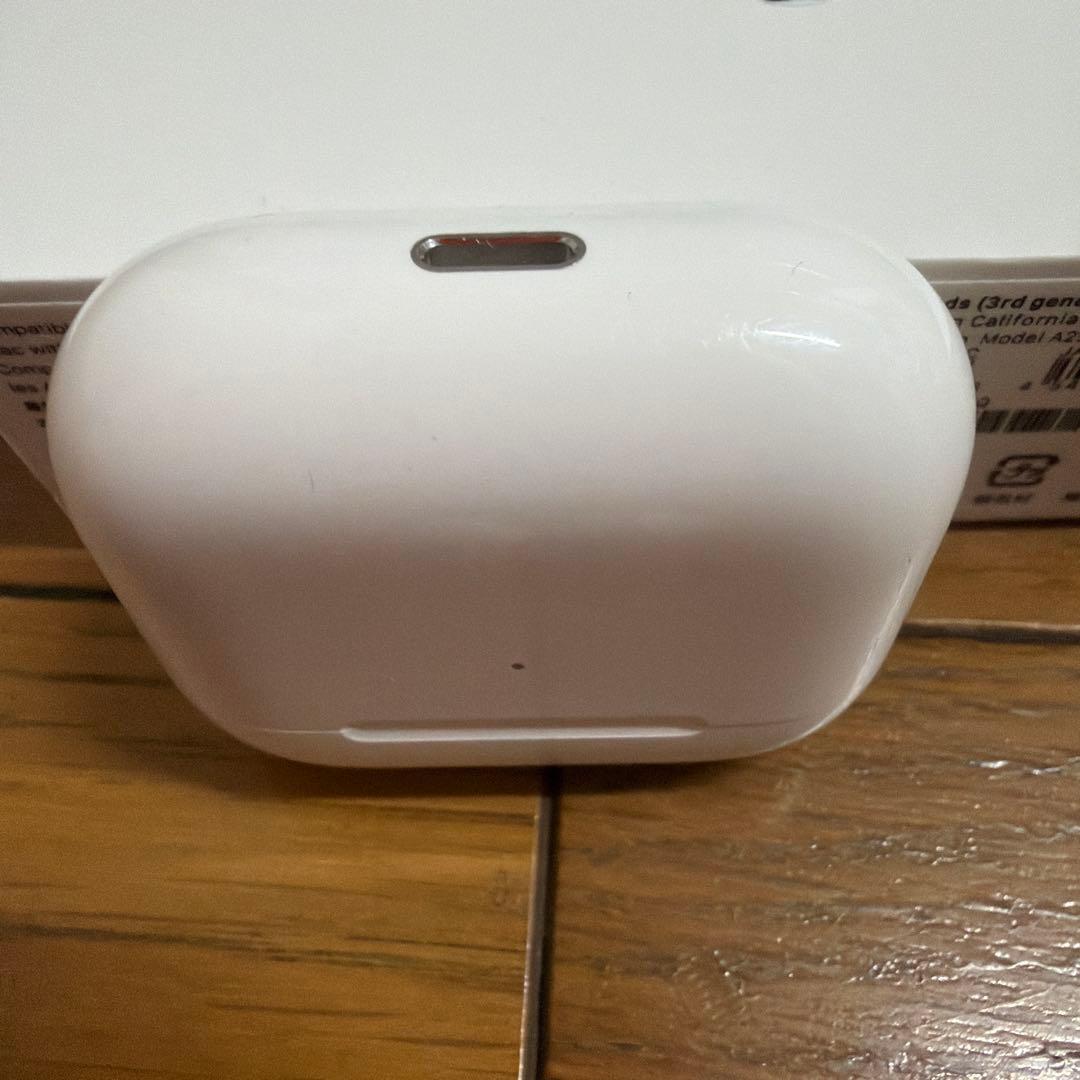 中古品 AirPods本体 第3世代 ホワイト