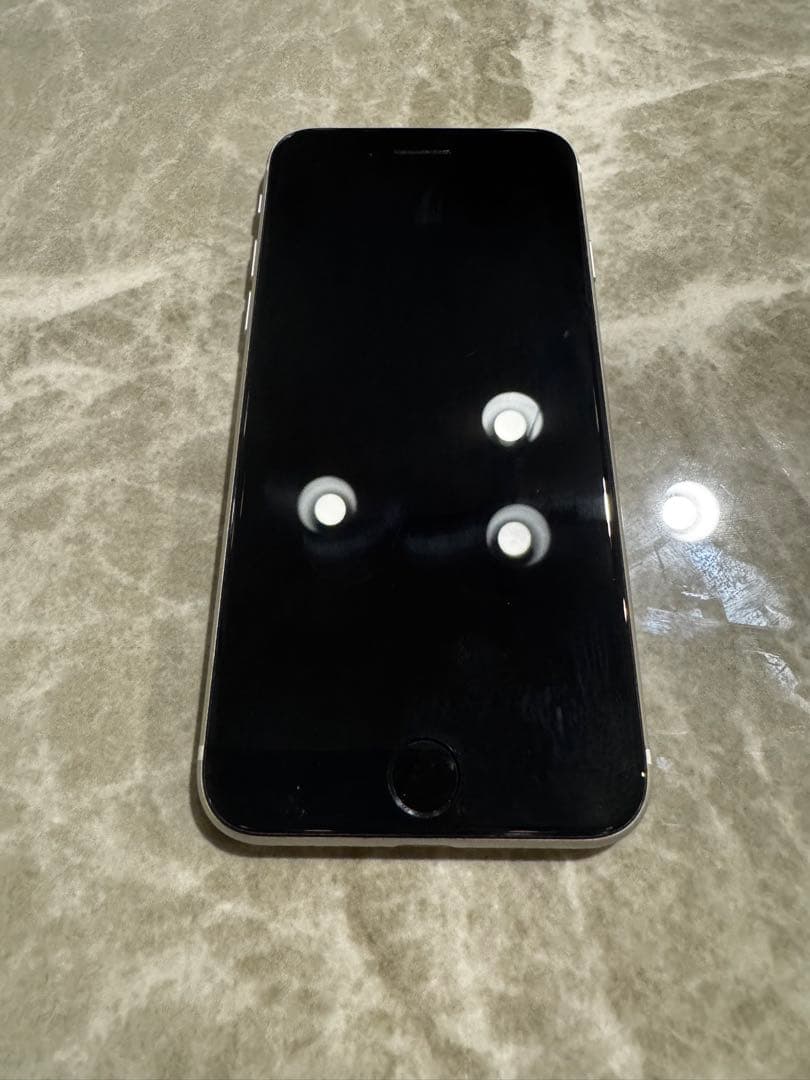 Apple／iPhone SE(第2世代)／ホワイト／256GB