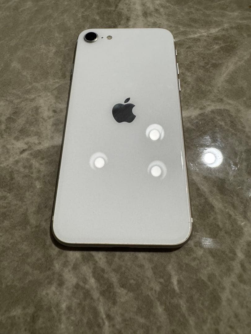 Apple／iPhone SE(第2世代)／ホワイト／256GB