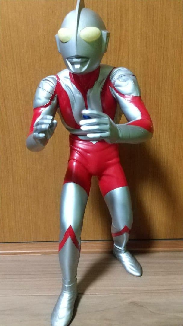 ウルトラマン　ウルトラセブンフィギュア　２体セット