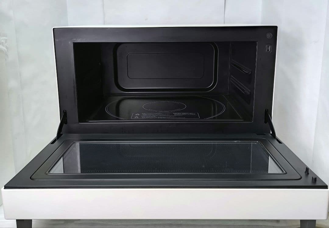 22年製 バルミューダデザイン　オーブンレンジ　K04A-WH