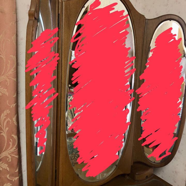 三面鏡ドレッサー