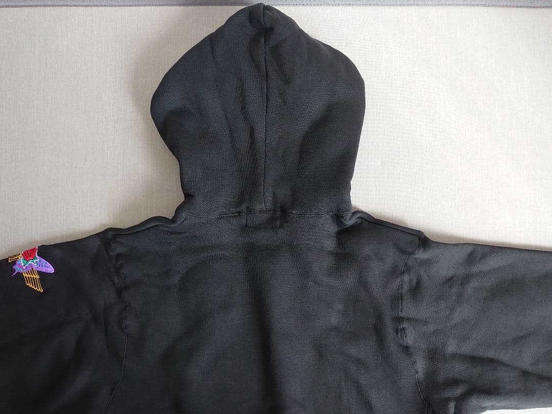 B'z ツアーグッズ パーカー 稲葉浩志 松本孝弘 ビーズ ビーイング bz