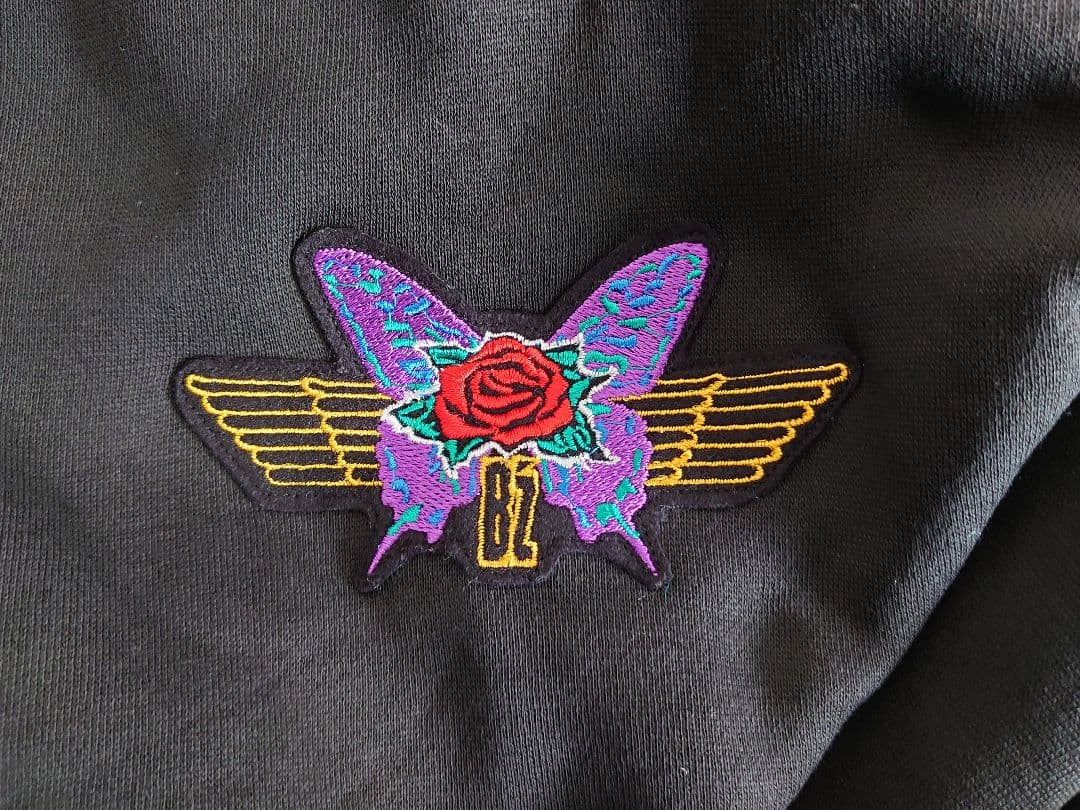 B'z ツアーグッズ パーカー 稲葉浩志 松本孝弘 ビーズ ビーイング bz