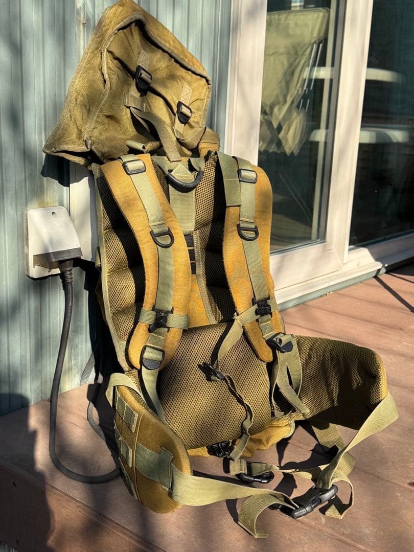 Eberlestock スナイパーライフル用バックパック