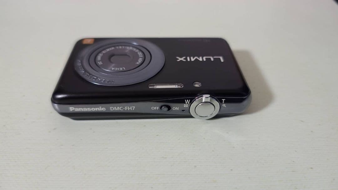 美品 Panasonic パナソニック LUMIX DMC-FH7 デジカメ