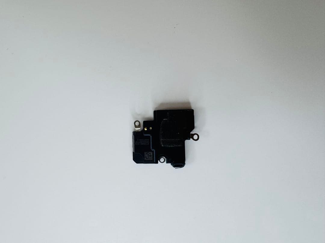 iPhone 15 Pro シルバー 本体と部品