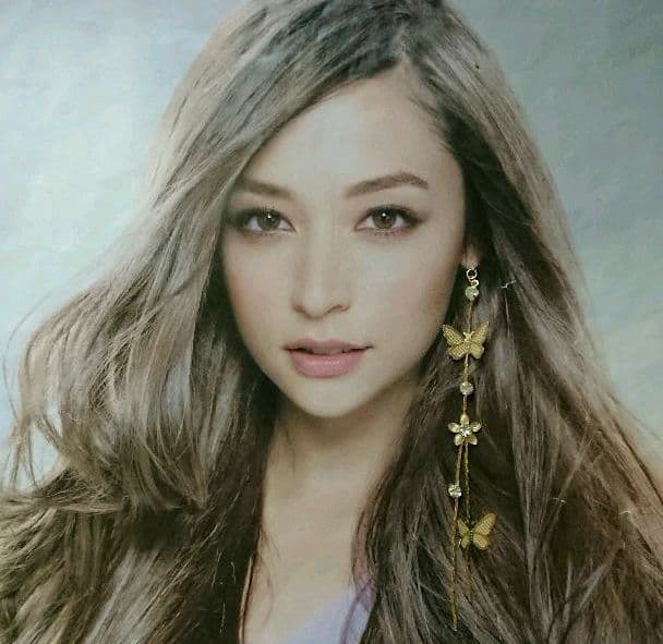 #607☆1点限定☆大人可愛い☆蝶と花アシメ