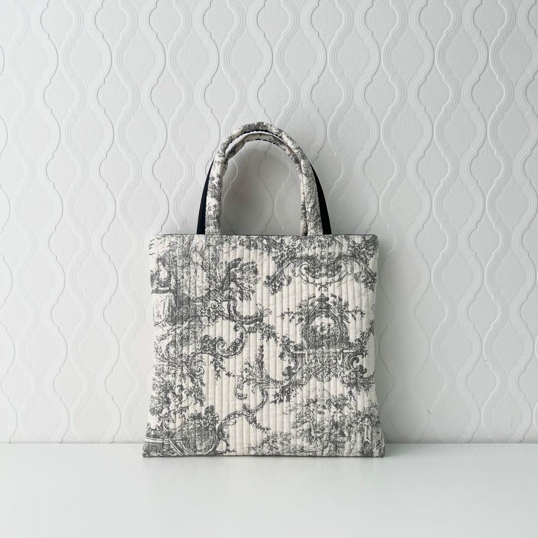 ワイドトート／スクエアトート はとさぶ様