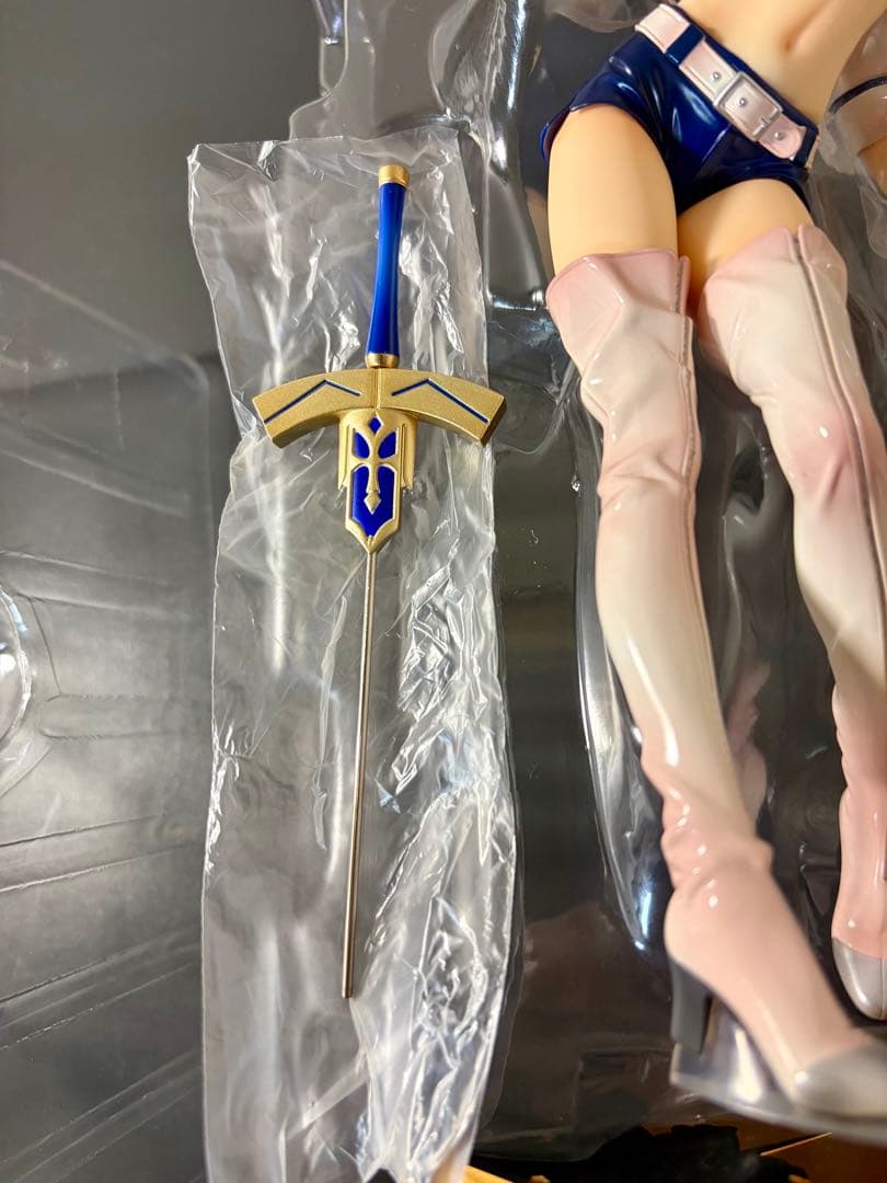 セイバー TYPE-MOON RACING 1/7 フィギュア　アルトリア