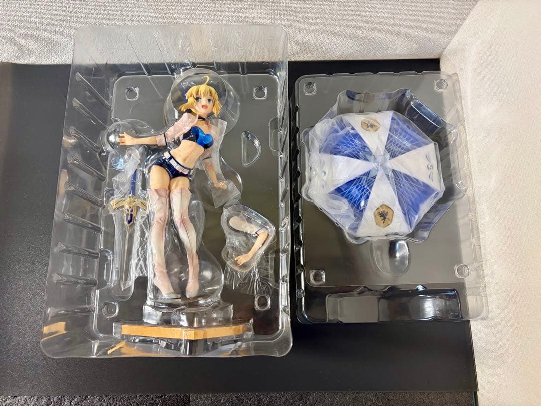 セイバー TYPE-MOON RACING 1/7 フィギュア　アルトリア