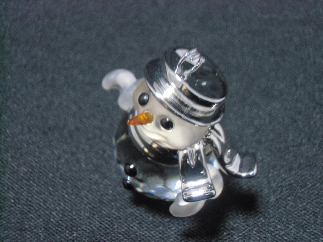 SWAROVSKI 雪だるま クリスタル置物　A042