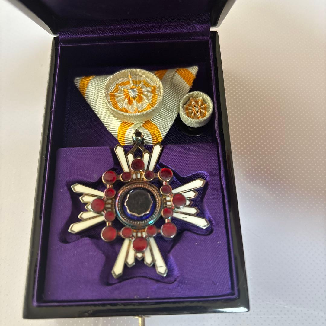 勳四等瑞寶章 勲四等瑞宝章 当時物 ケース付