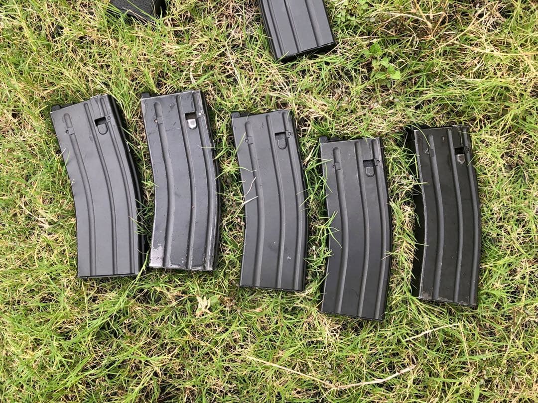 東京マルイ　ガスブローバックライフル　M4A1MWS 外装カスタム　マガジン6本