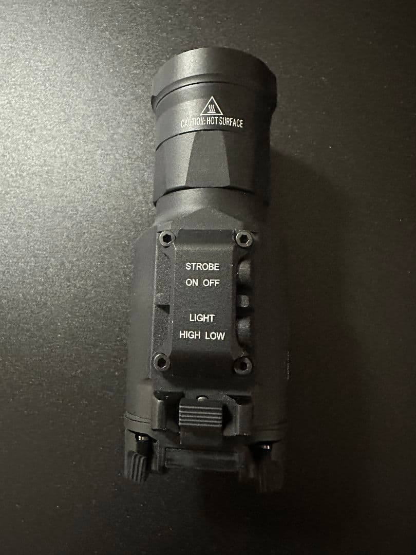 SOTAC GEAR製 XH-35 ウェポンライト レプリカ