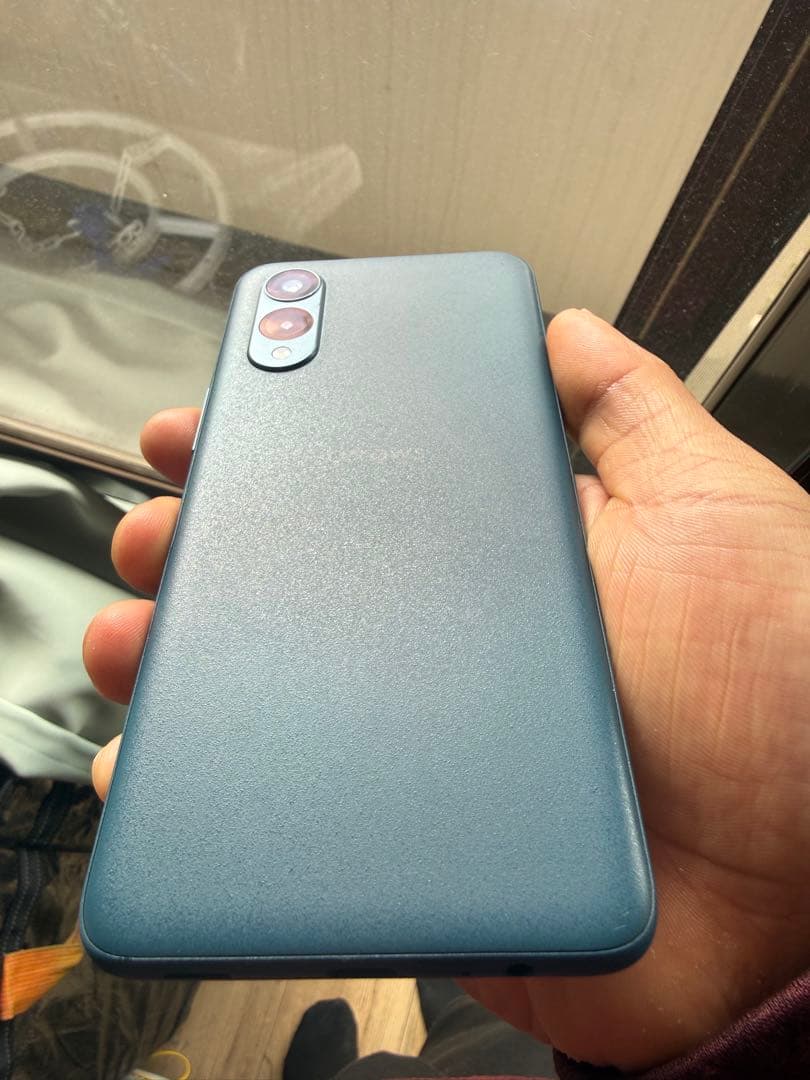 arrows We2 F-52E ネイビーグリーン SIMドコモ