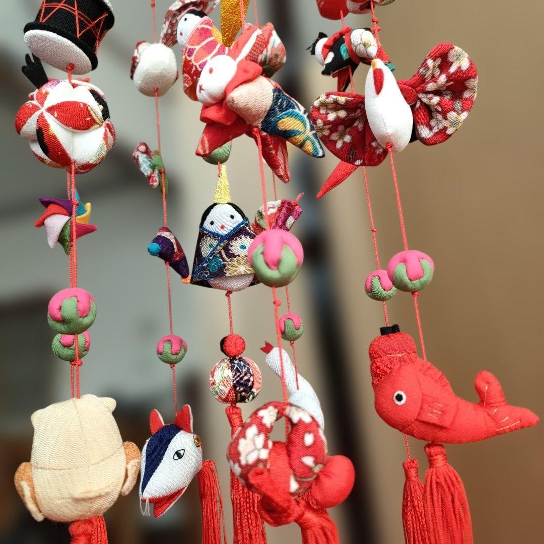 ひな祭り 吊るし飾り吊るし雛(みやび) 赤　高さ(80cm)　　　未使用品