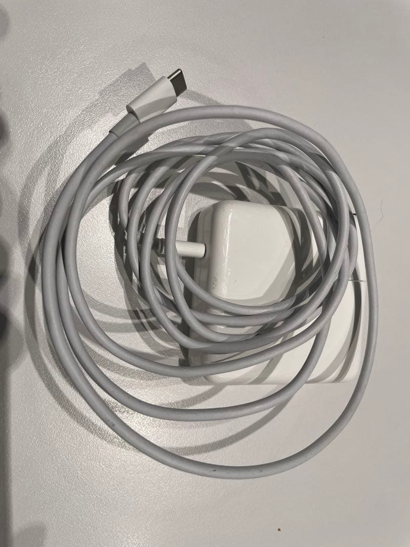 「初期化済」「即使用可」 MacBookPro 13インチ 2016 A1708