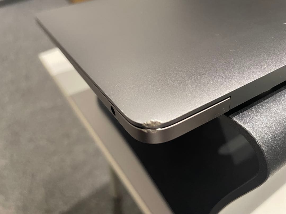 「初期化済」「即使用可」 MacBookPro 13インチ 2016 A1708