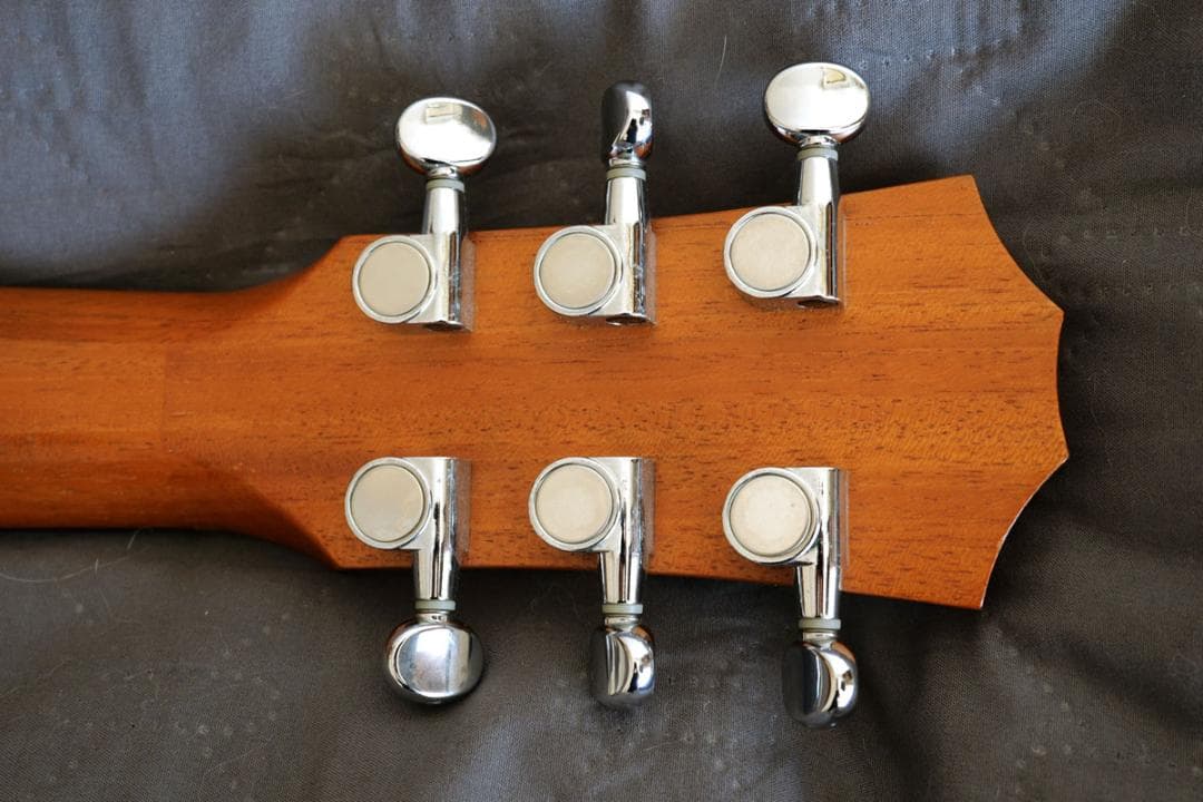 Baby Taylor BT1e ES-B ナイロン弦仕様