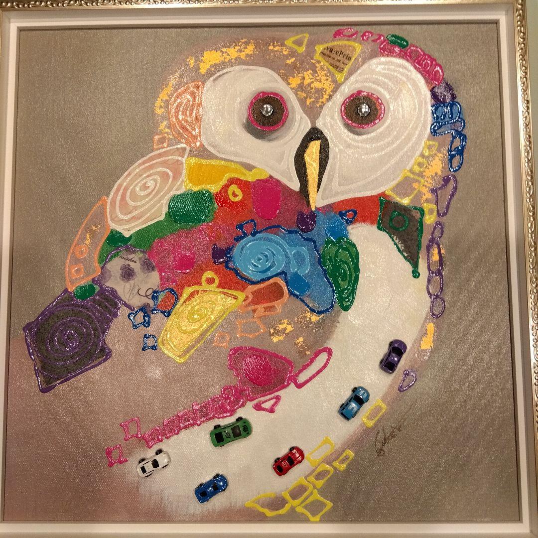 カラフルなフクロウの抽象画