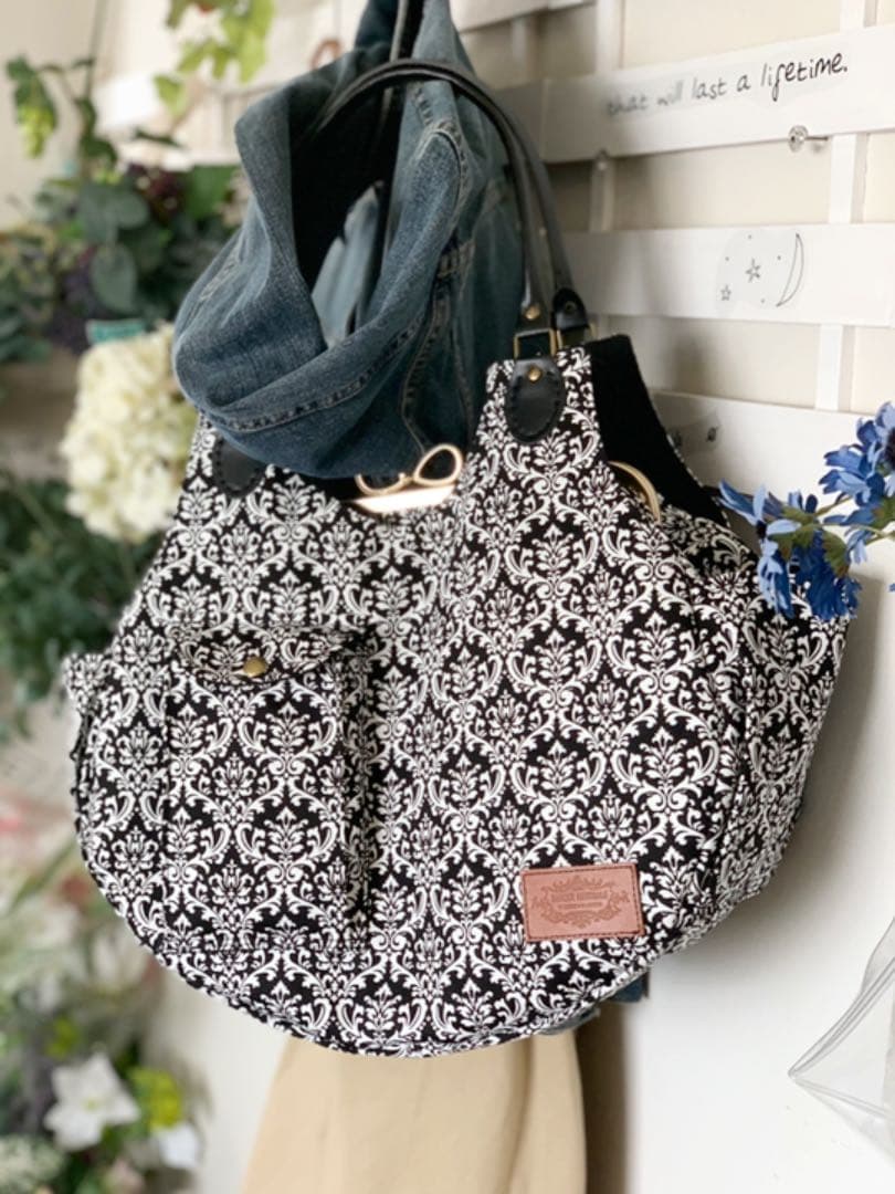 ダマスク柄洋ナシ型あおりがま口バッグ ハンドメイド