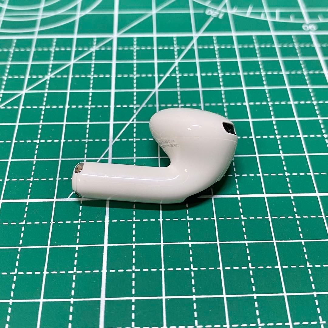 (まー )AirPods4第4世代エアポッズ第四世代右耳のみ(ANC無し)