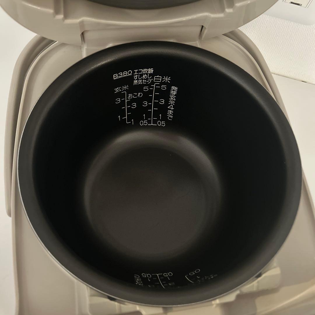 圧力IH炊飯器 NP-HH10 シルバー。象印5号炊き