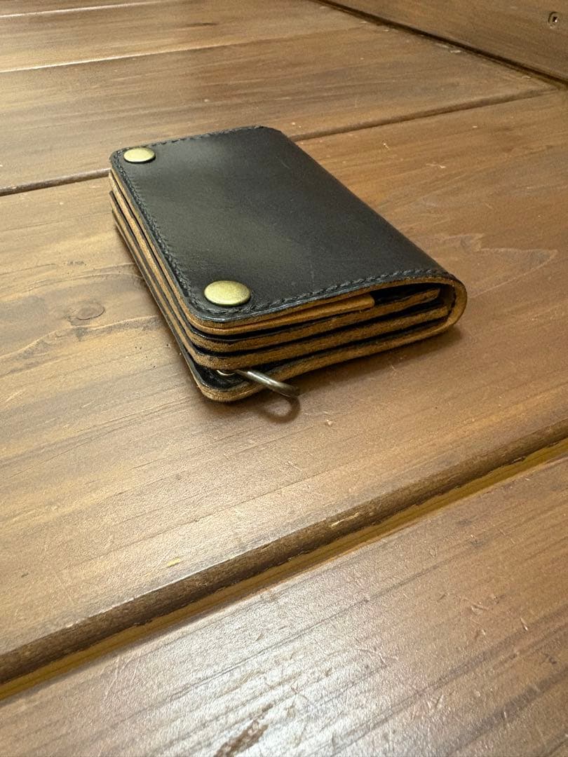 ショートトラッカーウォレット　本革ヌメ革　茶芯ブラックTruckerWallet