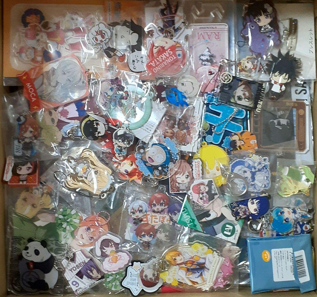 アニメ キャラクター 小物 グッズ 大量 まとめ売り 1000点